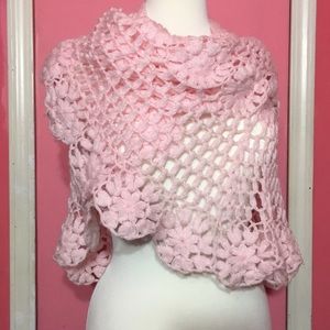 Vintage Daisy Shawl Scarf // Pink Acrylic